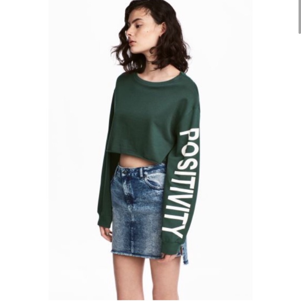 Cropped Dark Green POSITIVITY top